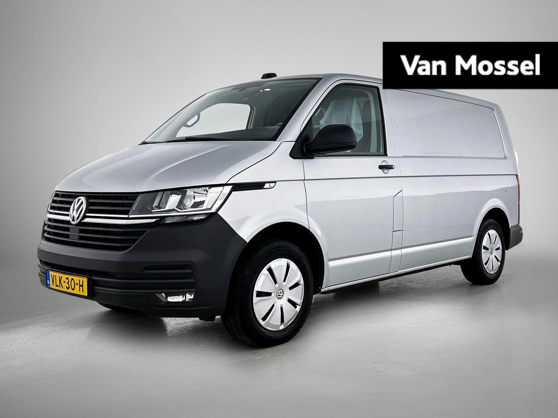 Volkswagen-Transporter-image-0