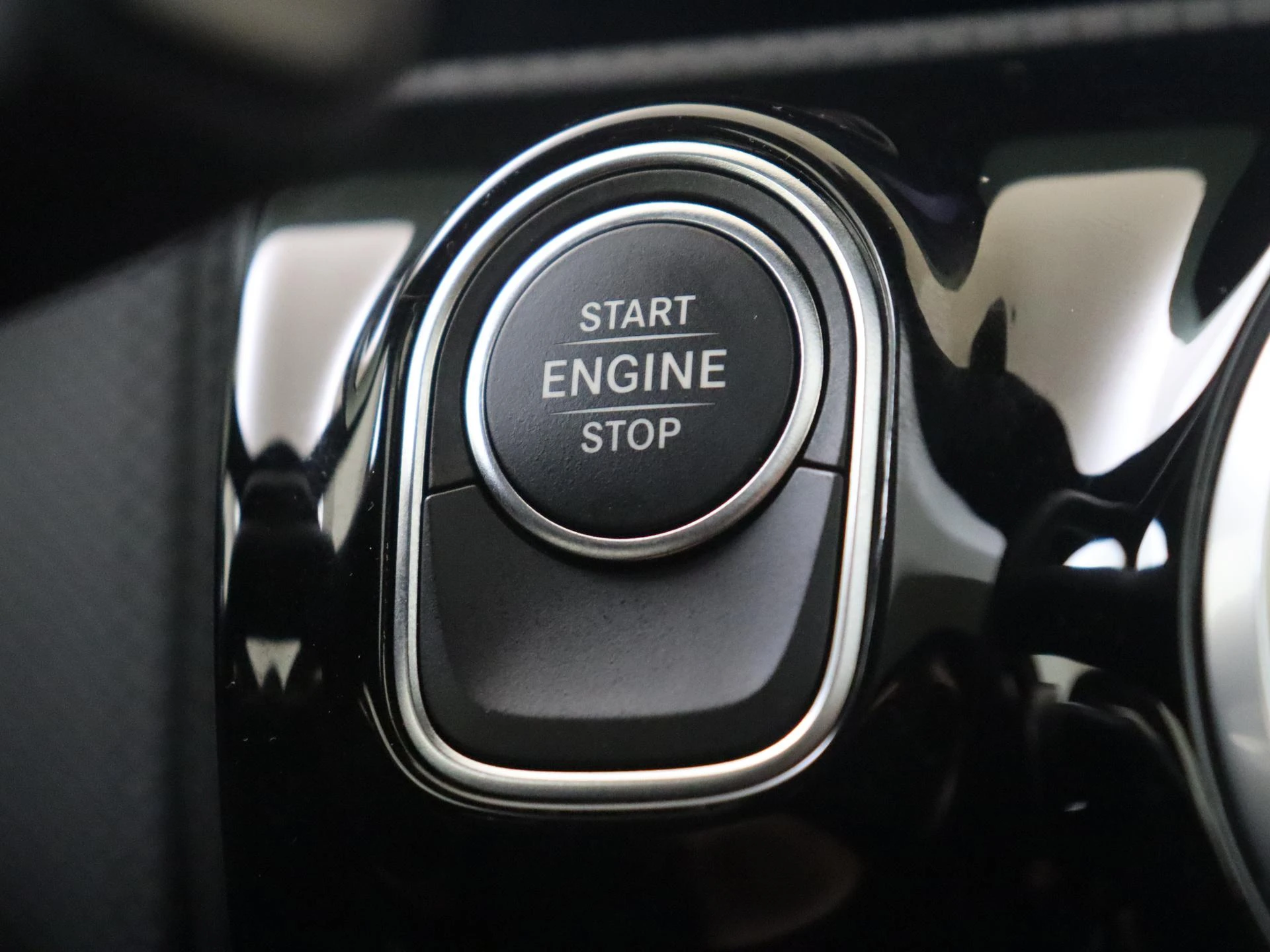 Mercedes-Benz-A-Klasse-image-21