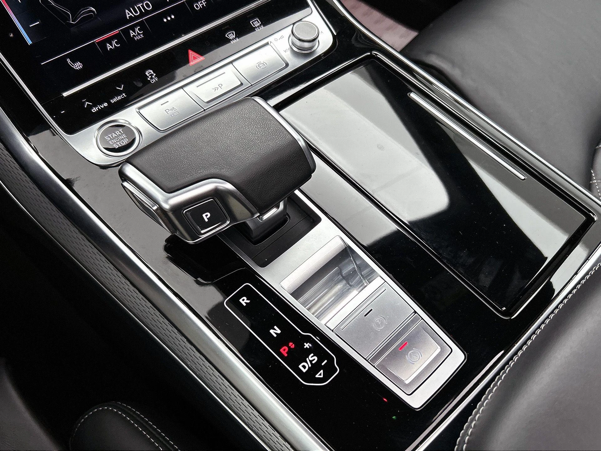 Audi Q8 60 TFSI e quattro Pro Line S Competition