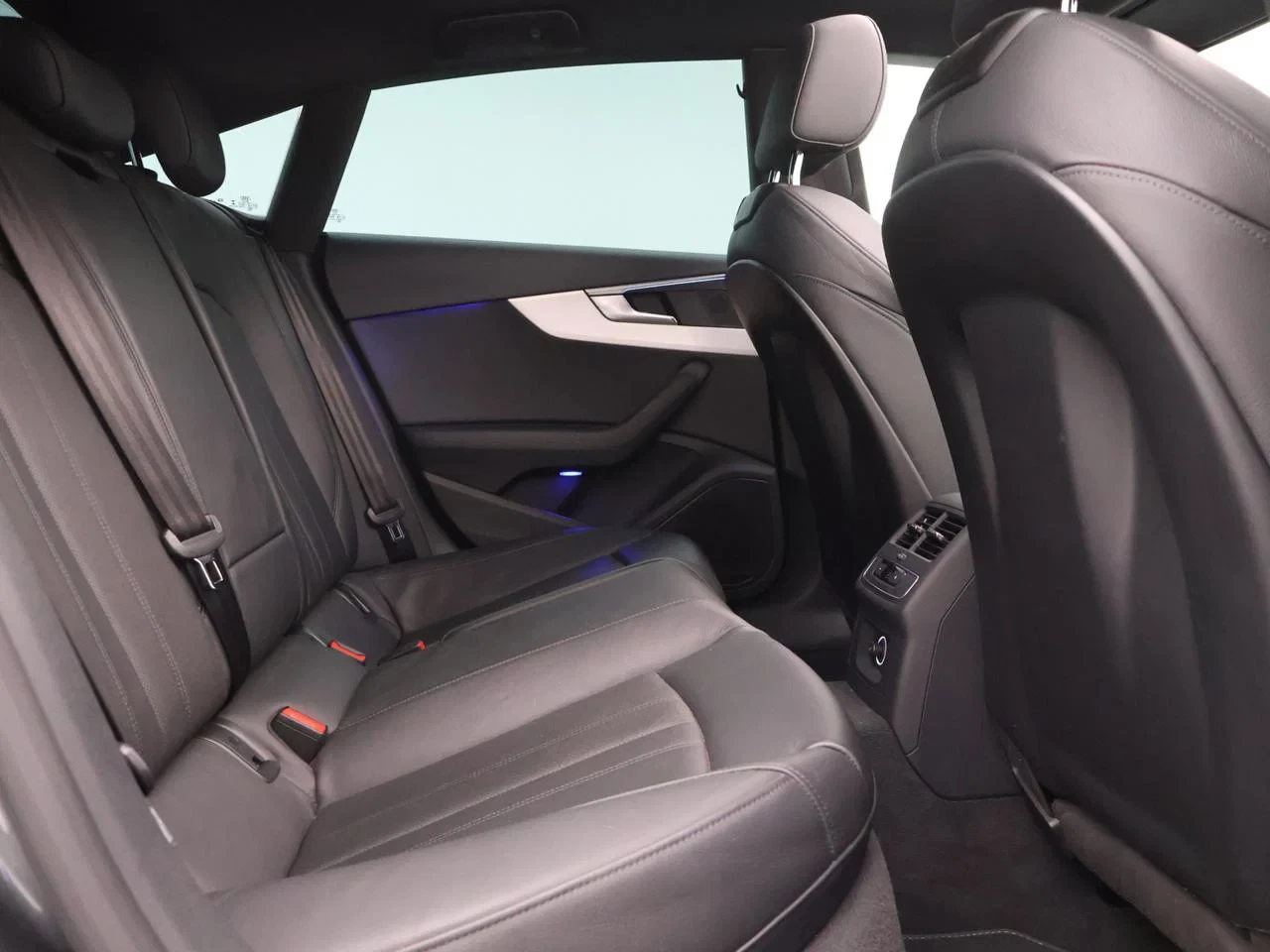 Audi-S5-image-7