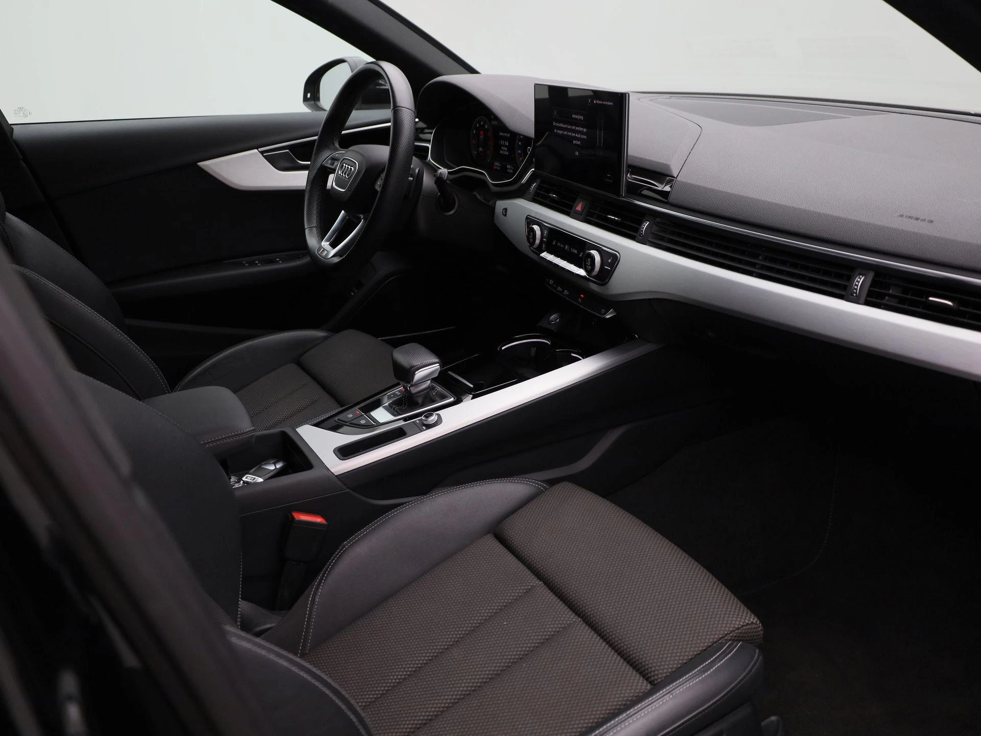 Audi-A4-image-44