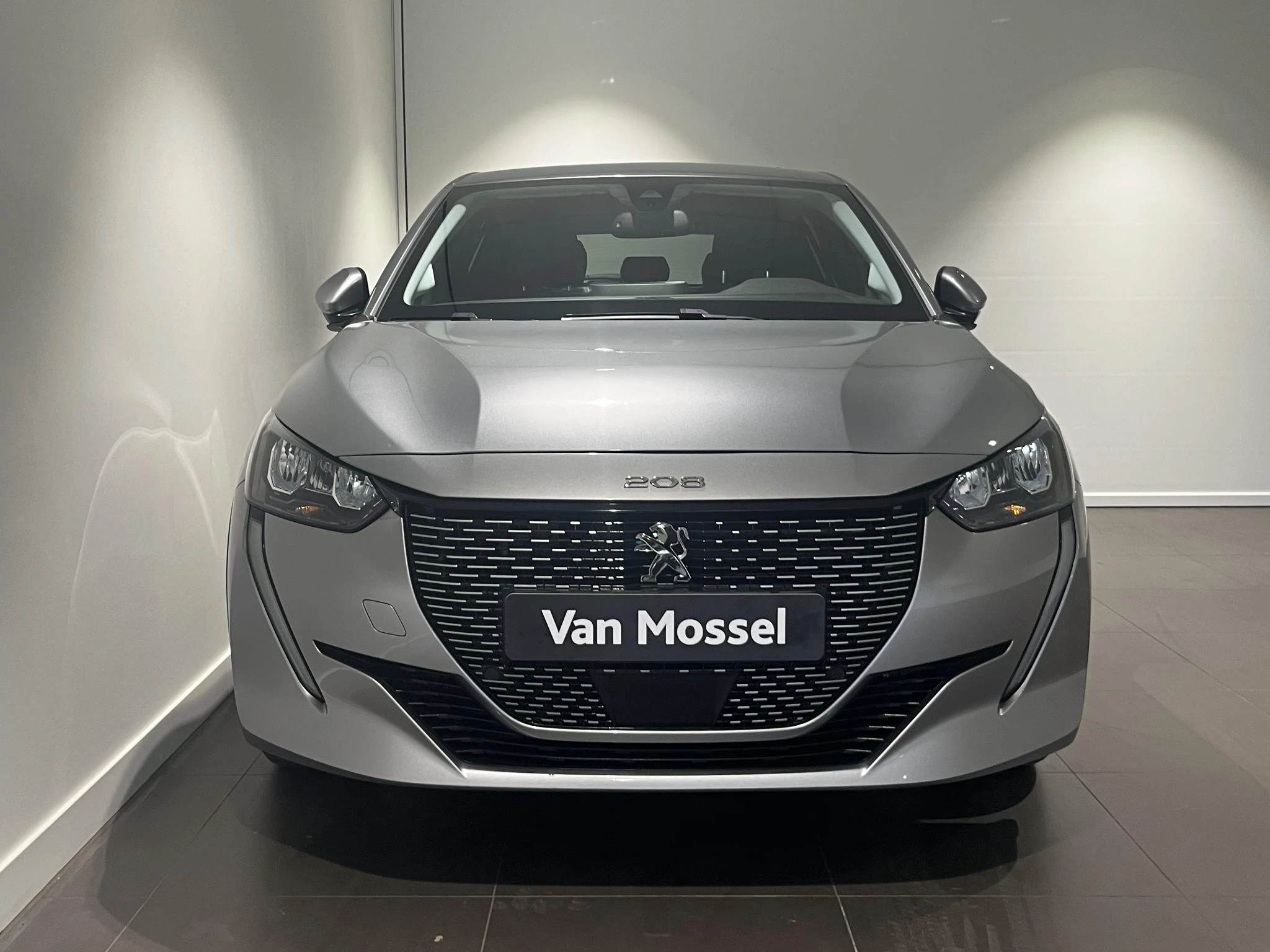 Peugeot-e-208-image-2