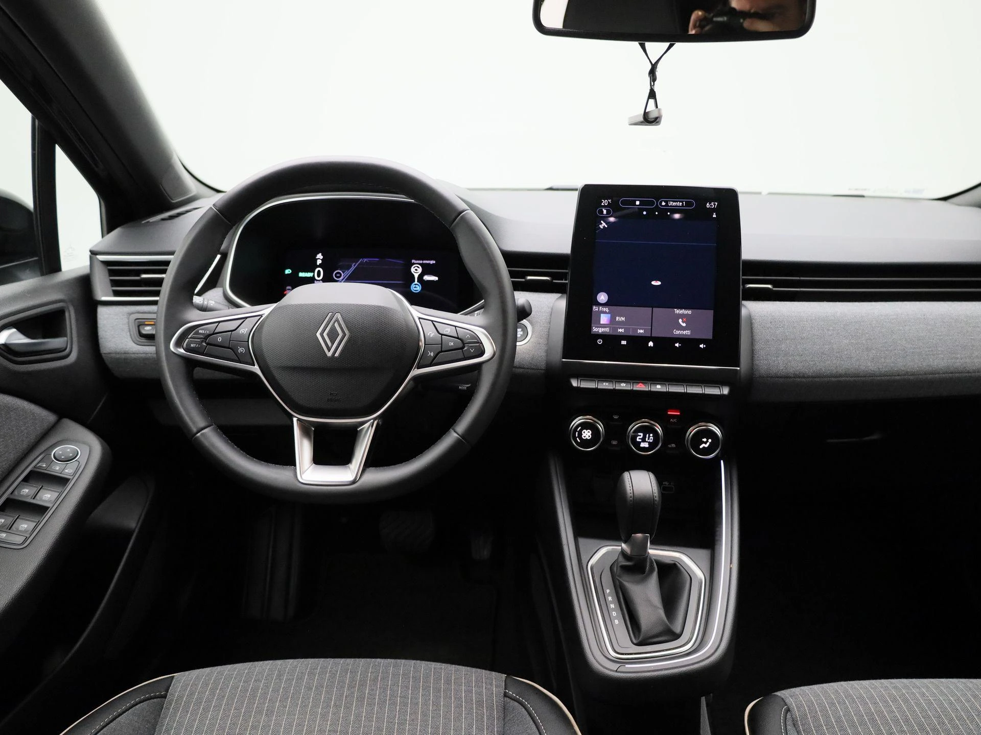 Renault-Clio-image-6
