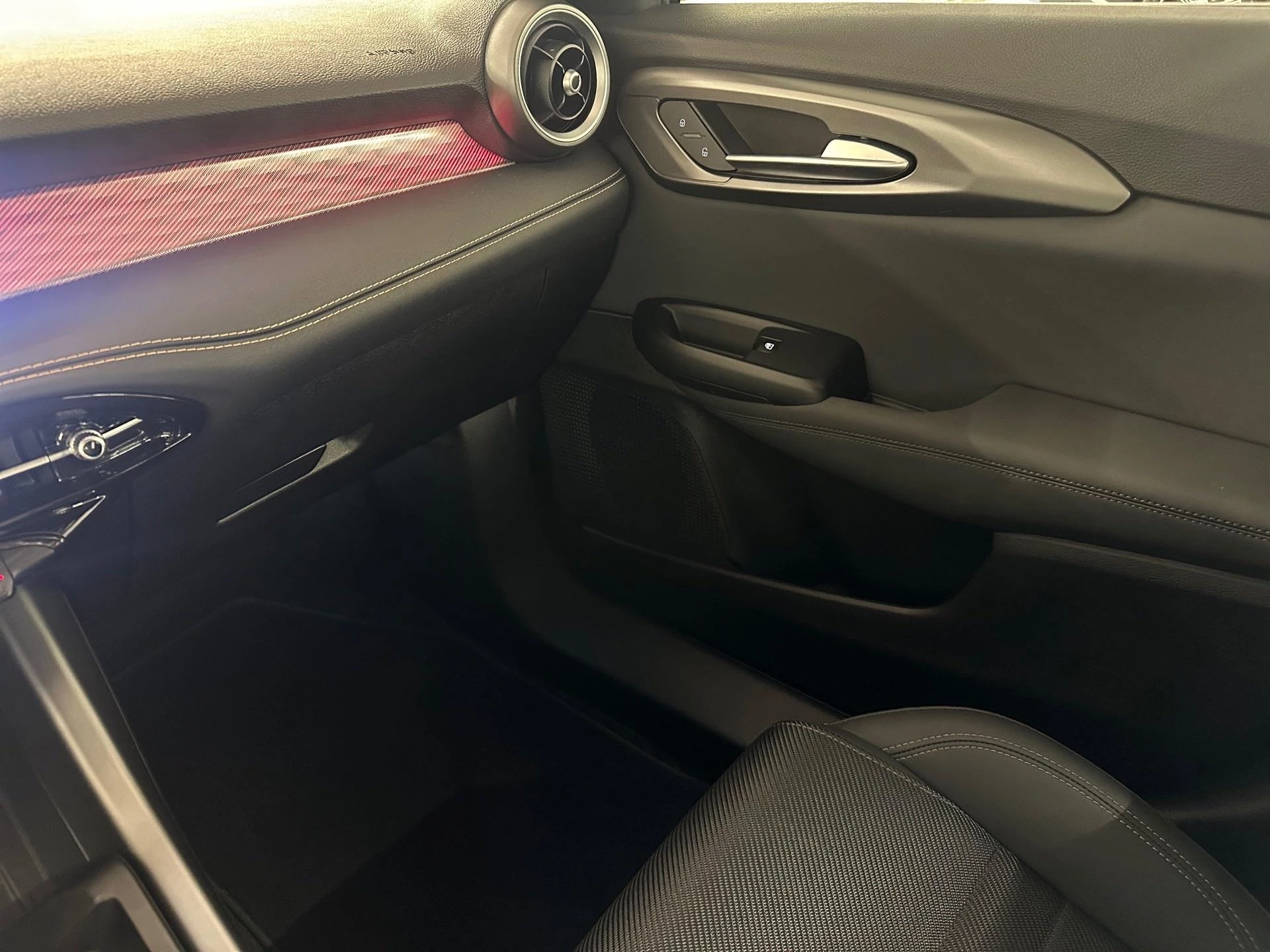 Alfa Romeo-Tonale-image-18