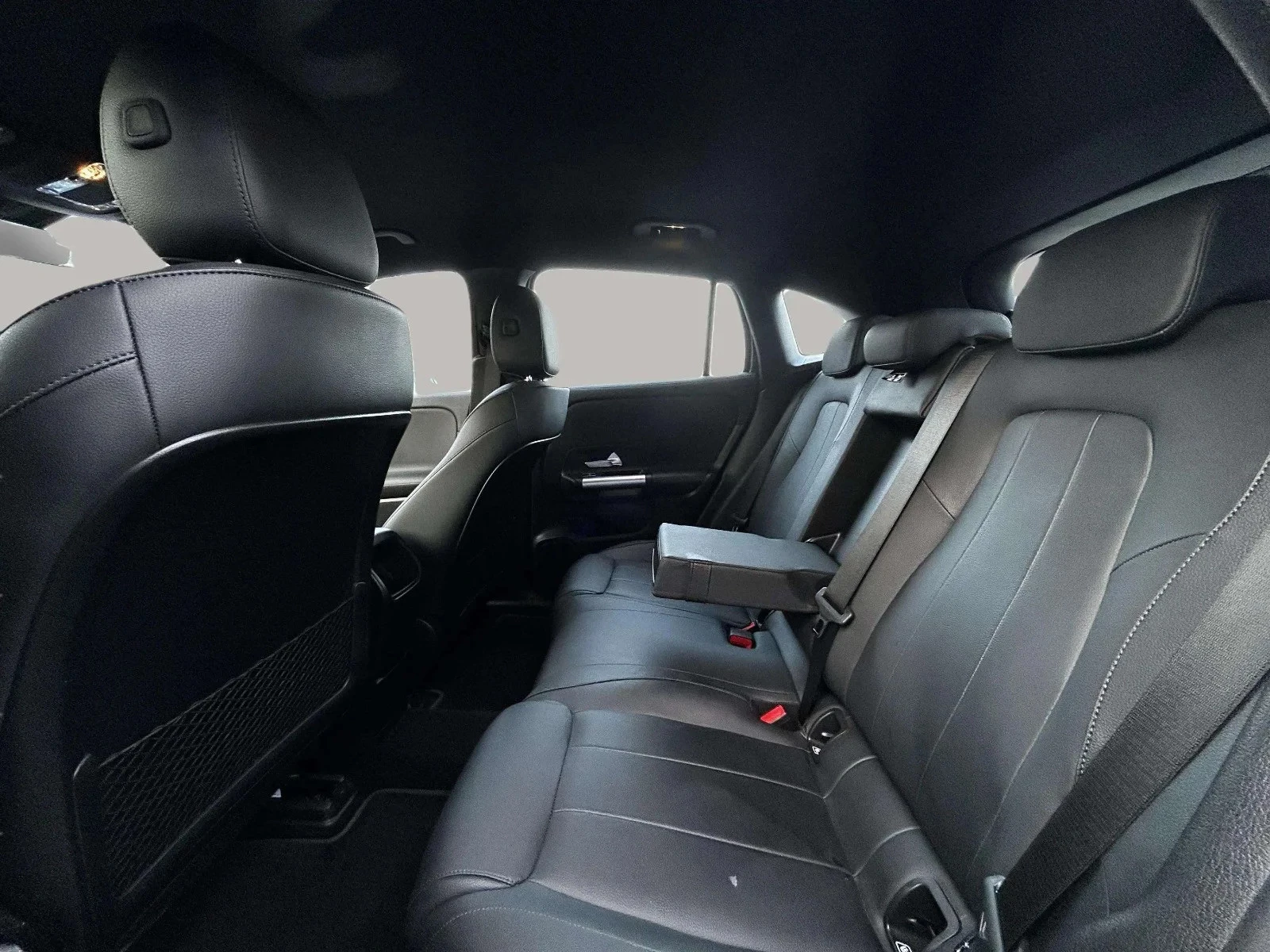 Mercedes-Benz-EQA-image-12