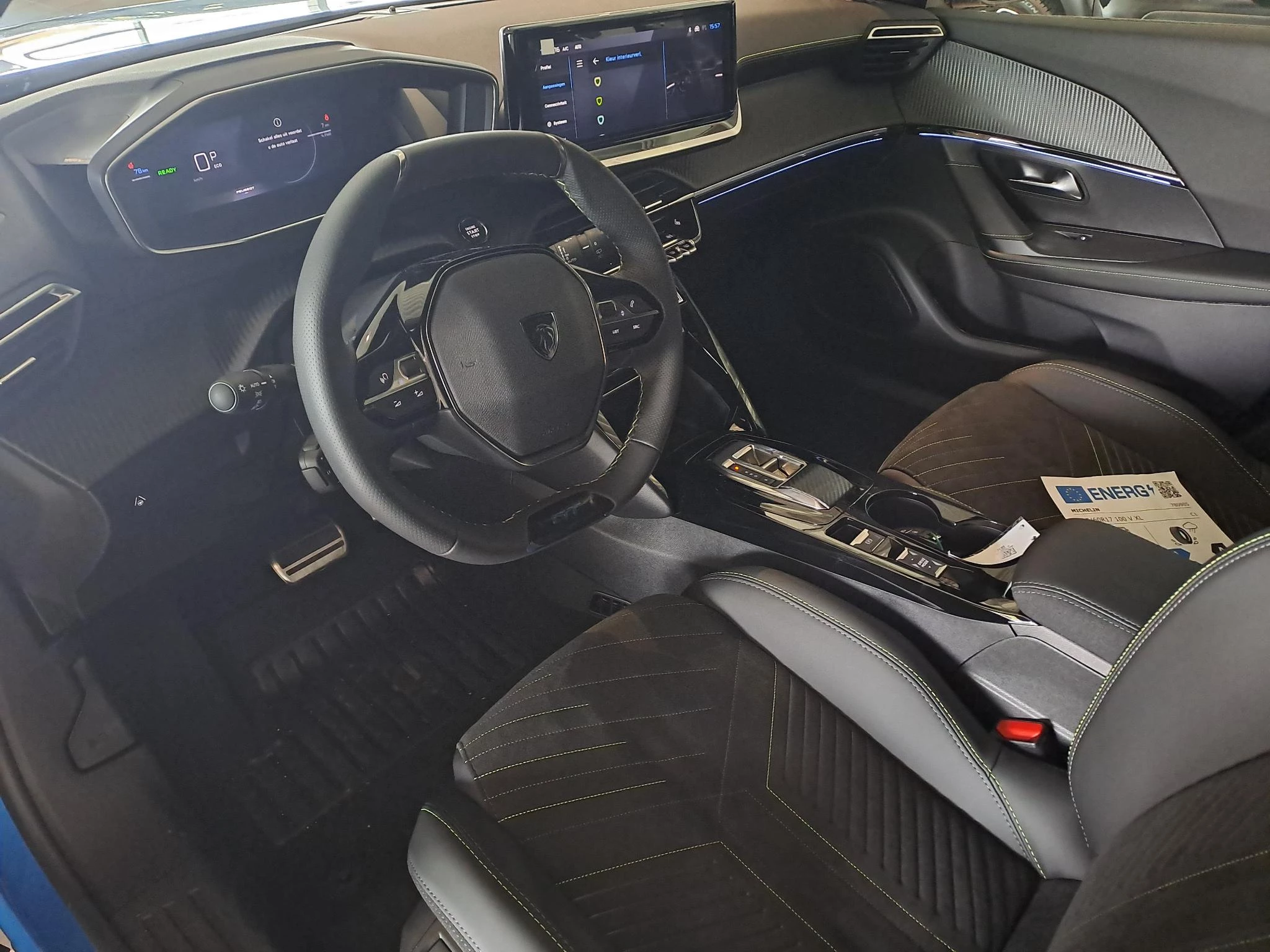 Peugeot-e-2008-image-8