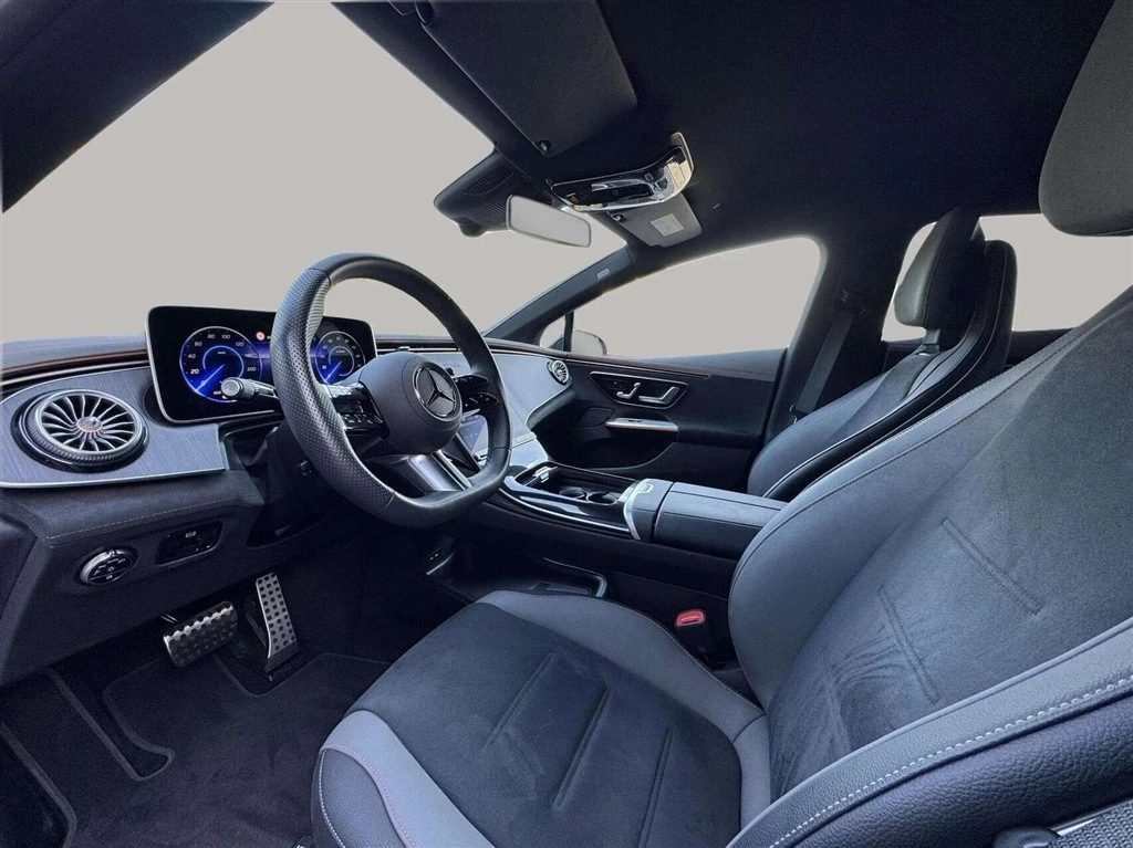 Mercedes-Benz-EQE-image-9