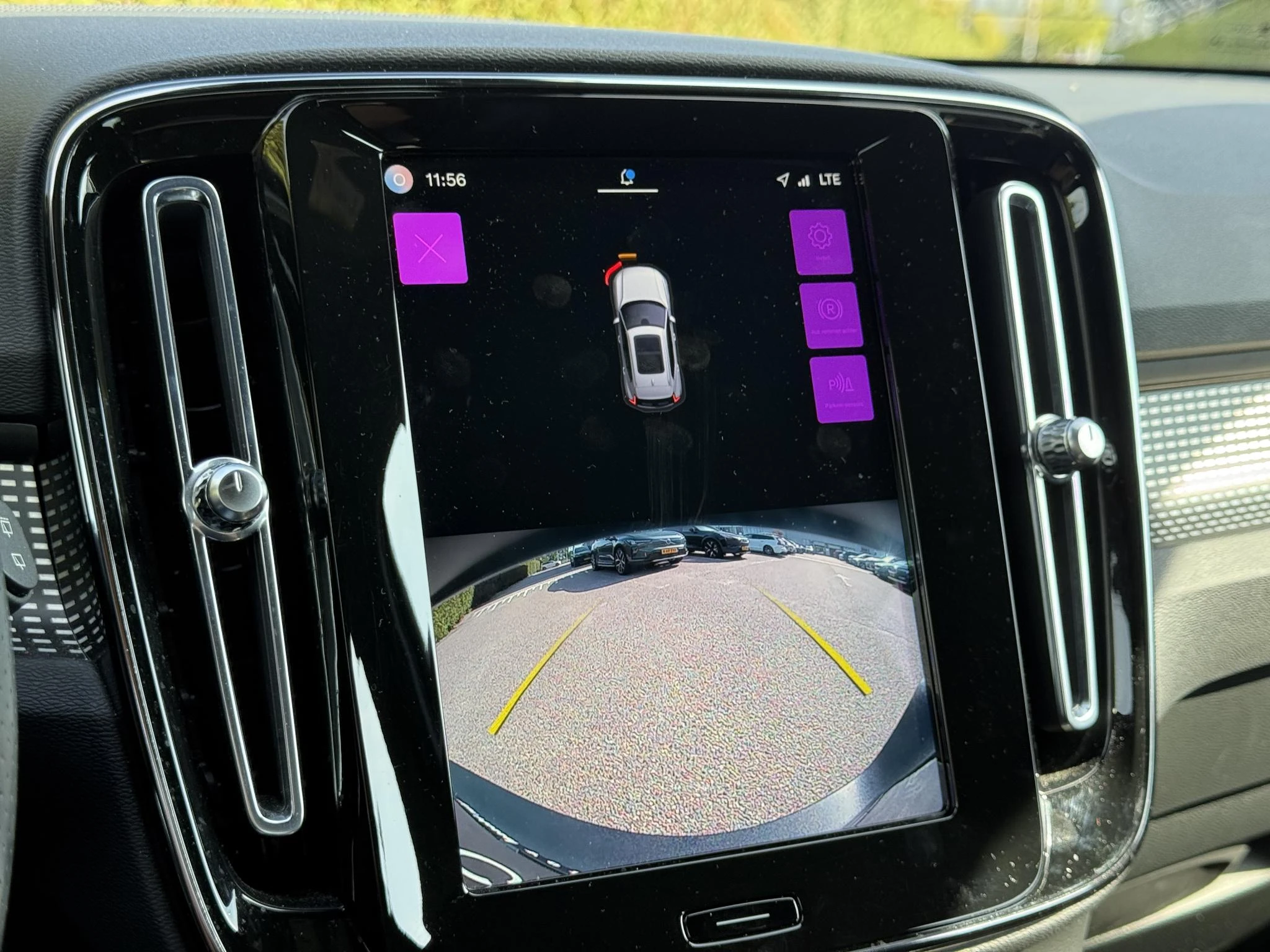 Volvo-XC40-image-23