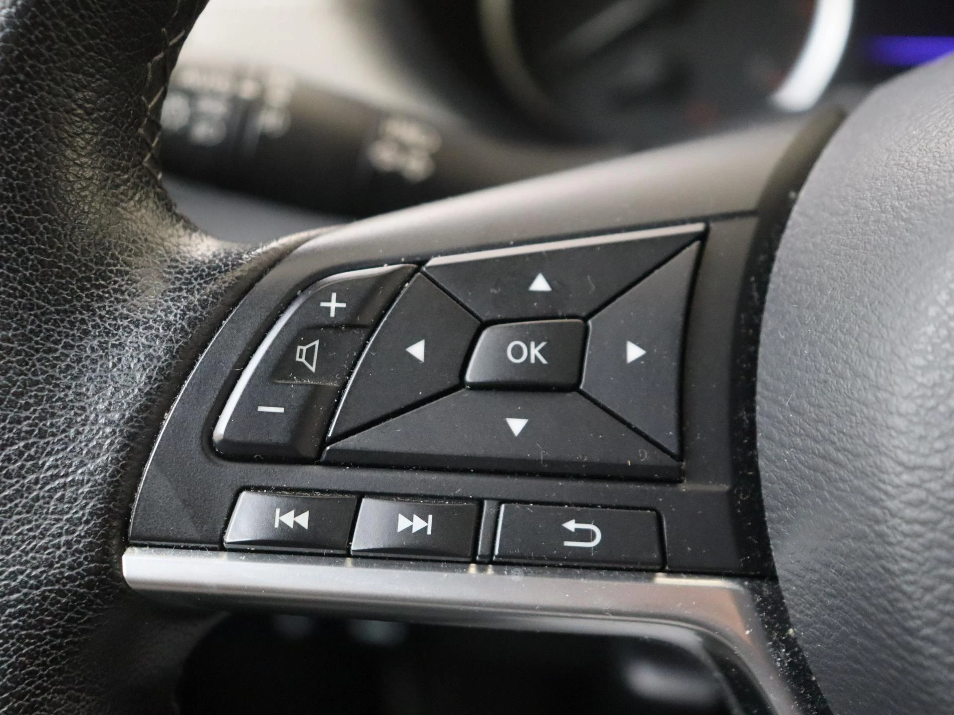 Nissan-Micra-image-11