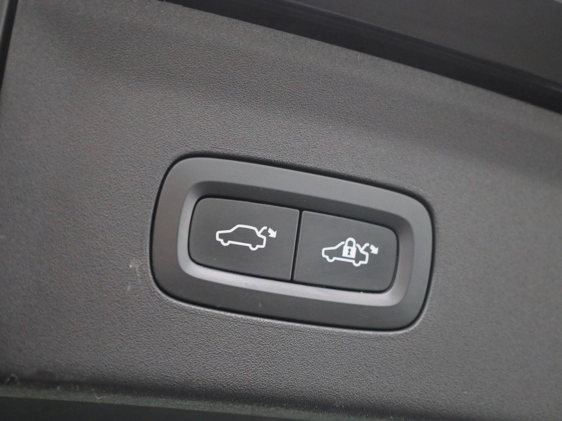 Polestar 2 Long Range Dual Motor Launch Edition 78kWh