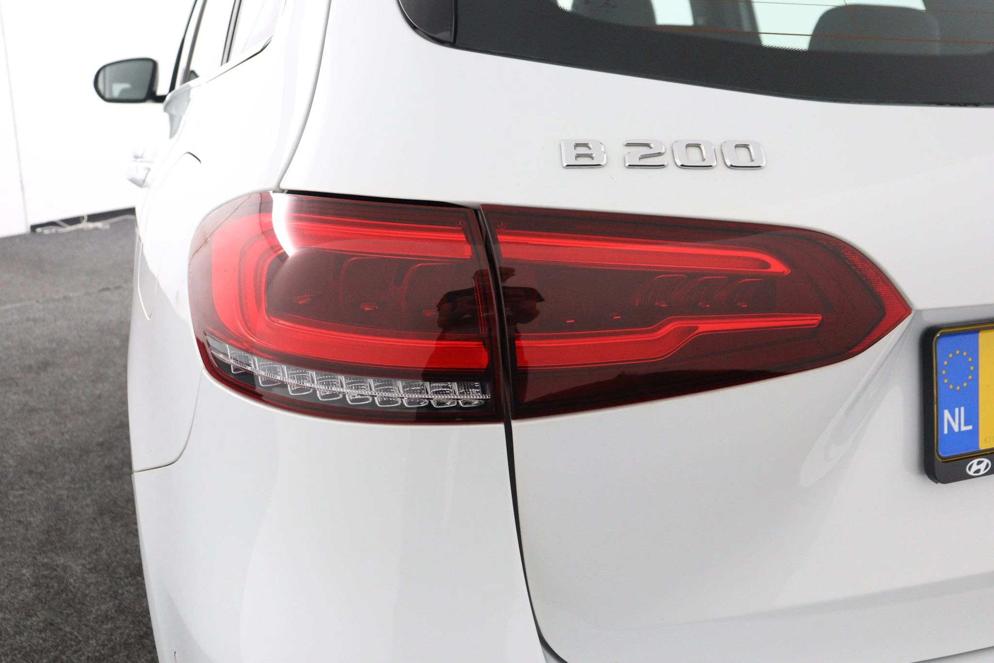 Mercedes-Benz-B-Klasse-image-16