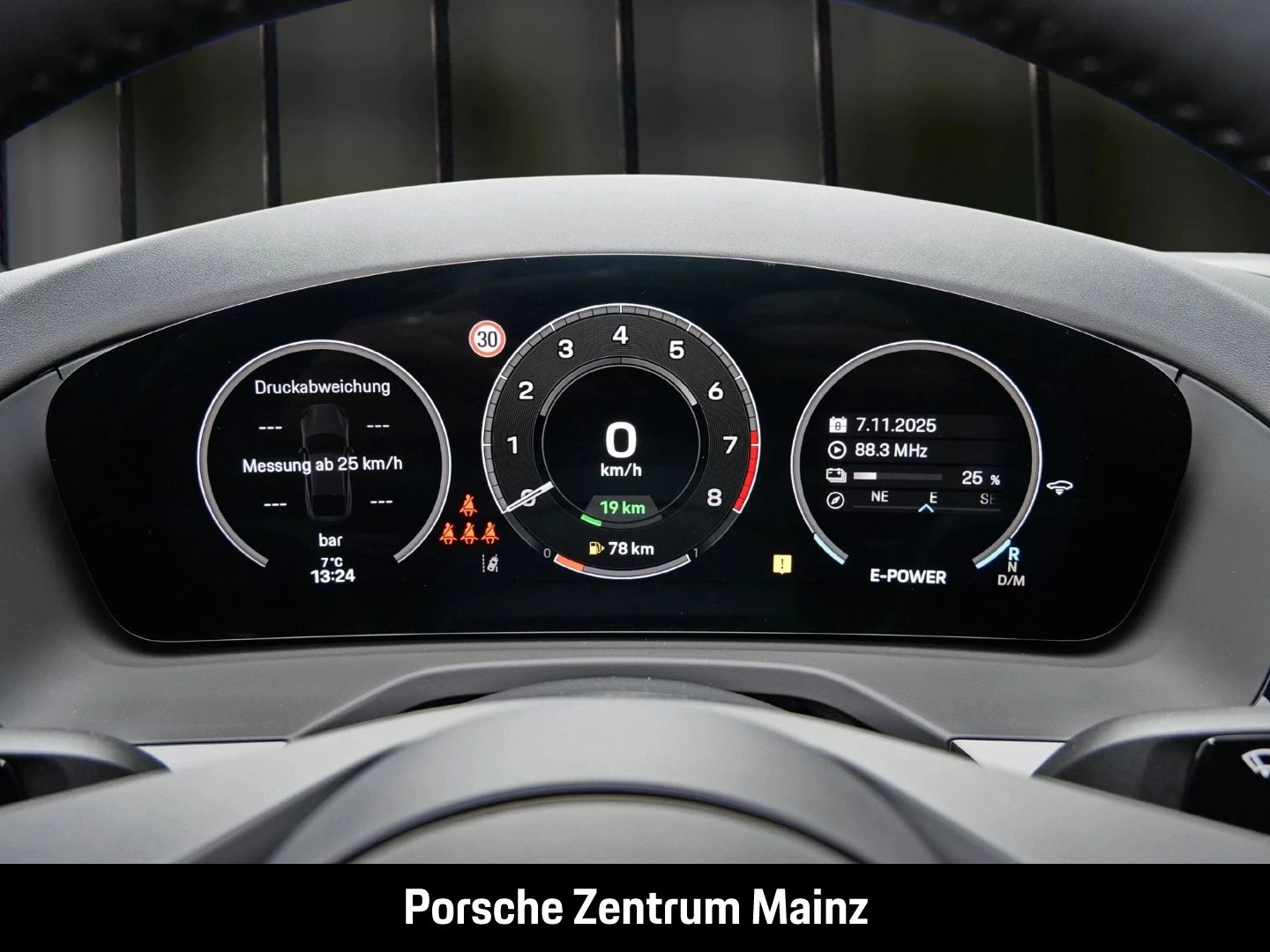 Porsche Panamera 4 E-Hybrid NW ZUM HAUSPREIS! -