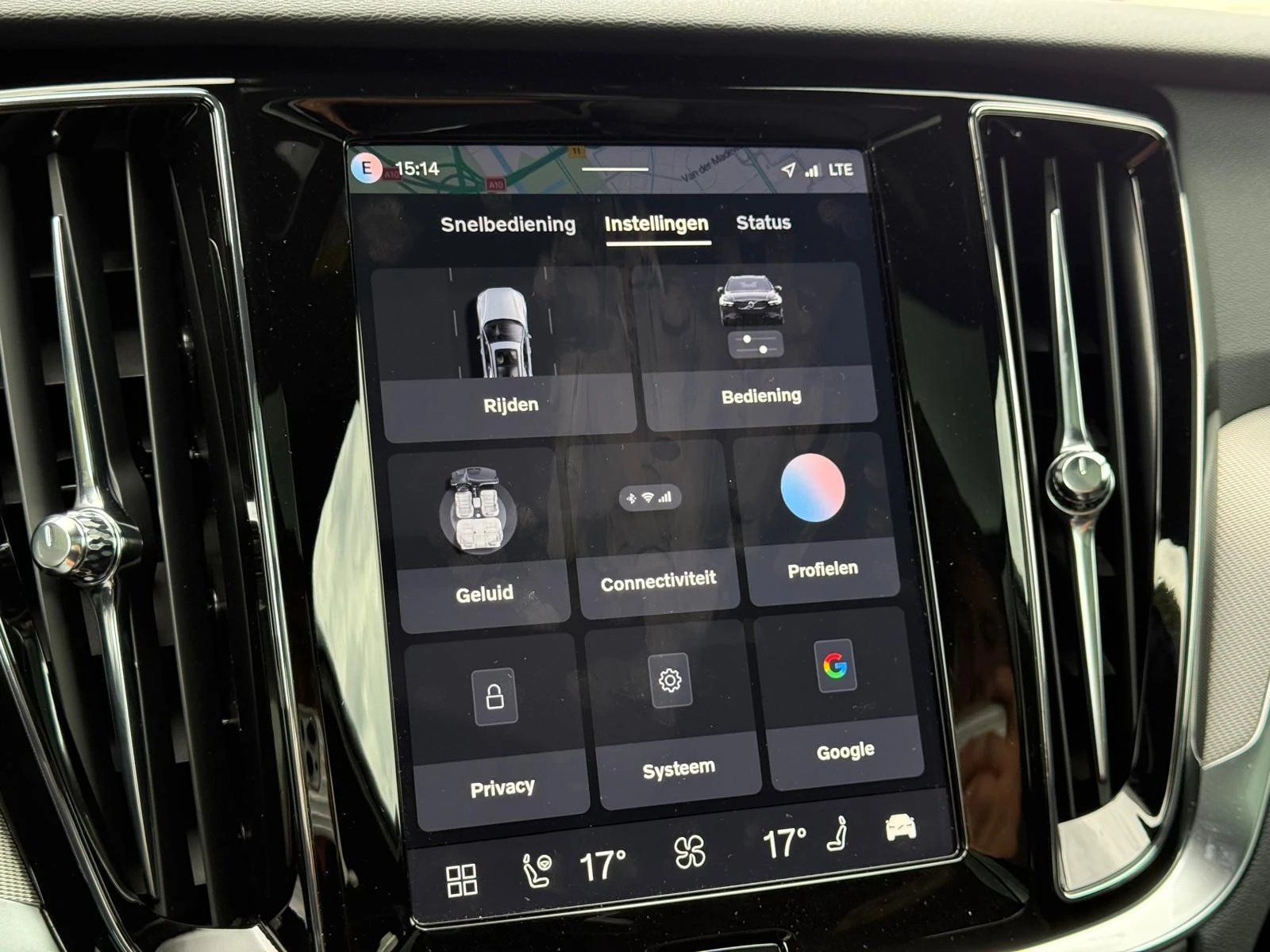 Volvo-V60-image-19