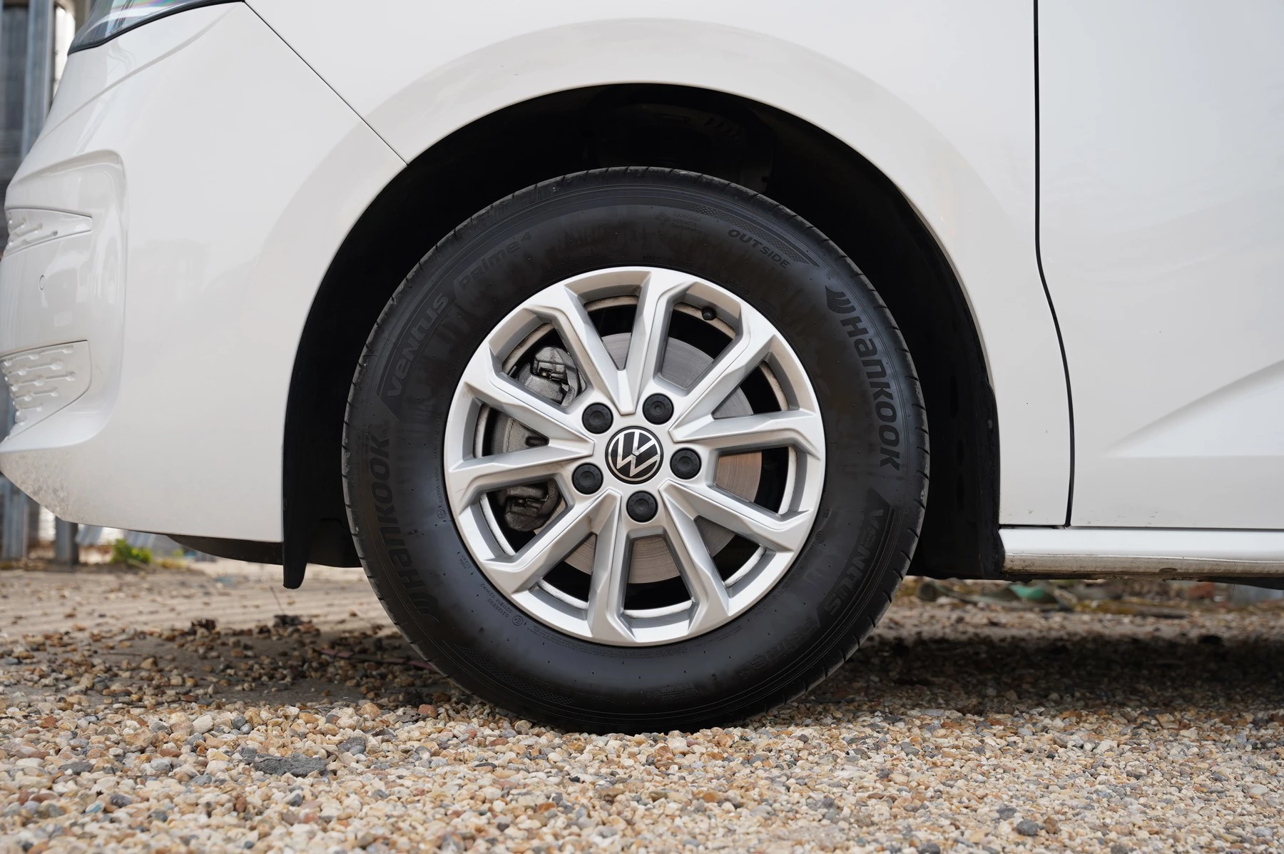 Volkswagen-California-image-4
