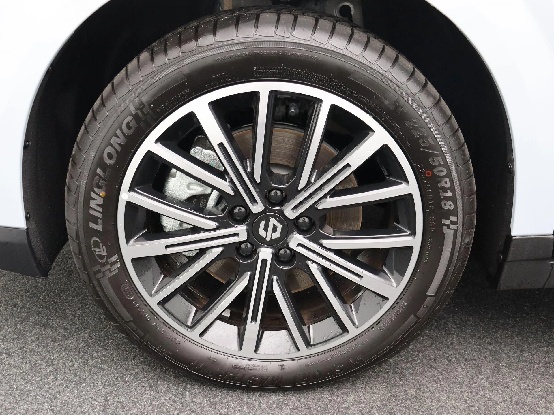 Leapmotor-B10-image-6