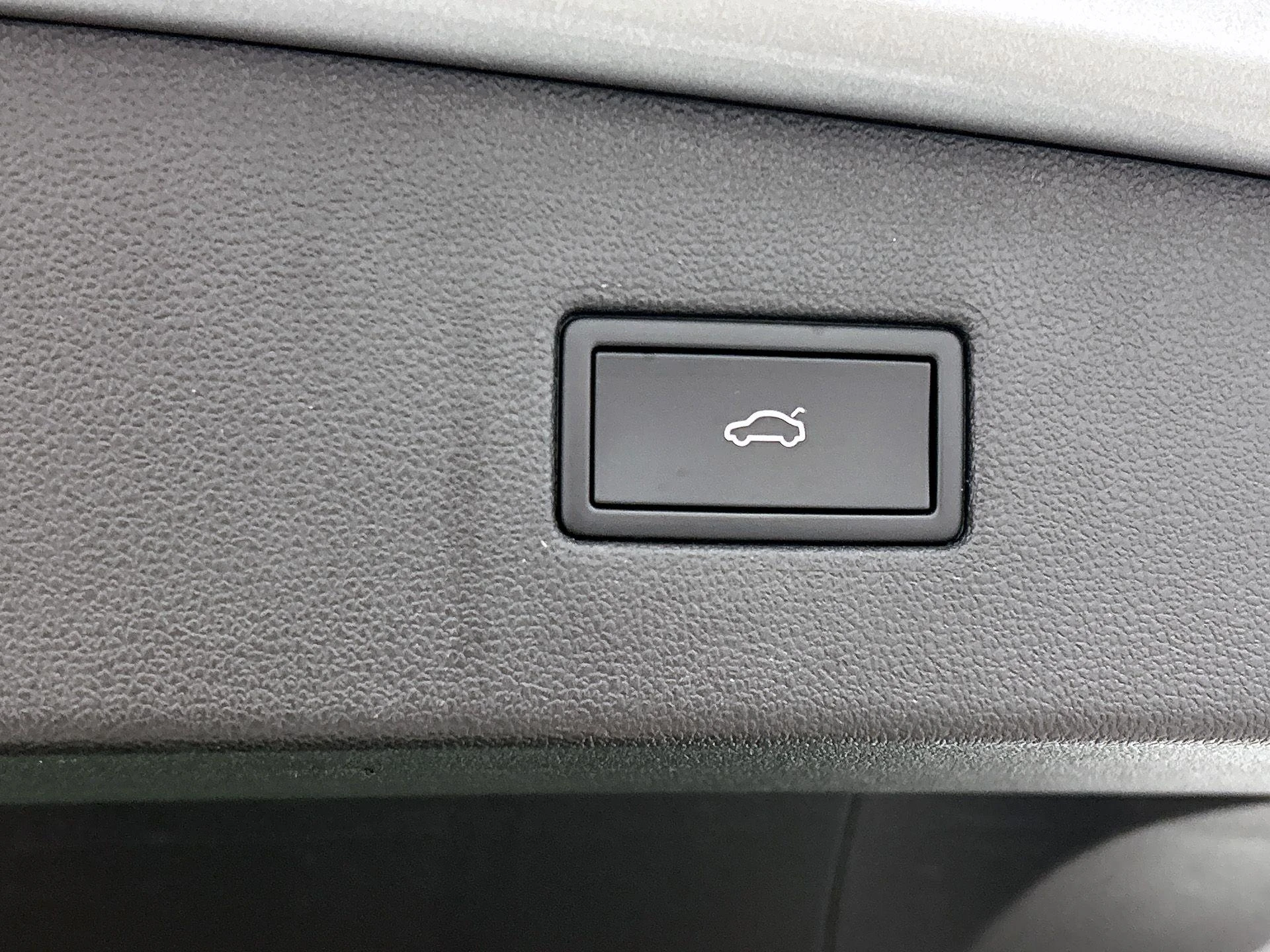 Volkswagen-Tiguan Allspace-image-24