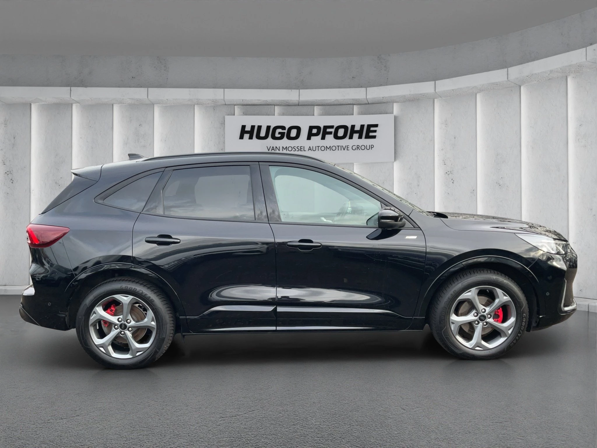 Ford Kuga ST-Line X Aut.*PANO*AHK*360GRAD*LED-MATRIX*NAVI*GRA*WINTER-PKT.