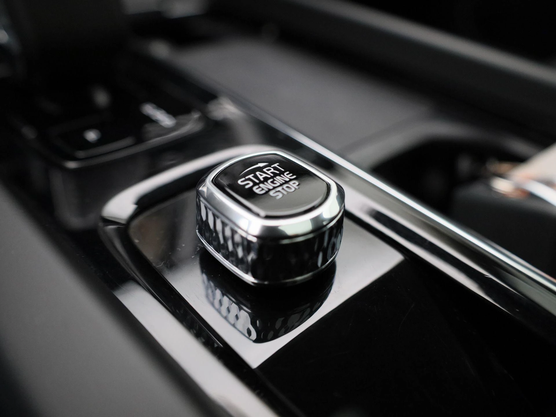 Volvo XC60 T6 PHEV Plus Dark Aut.