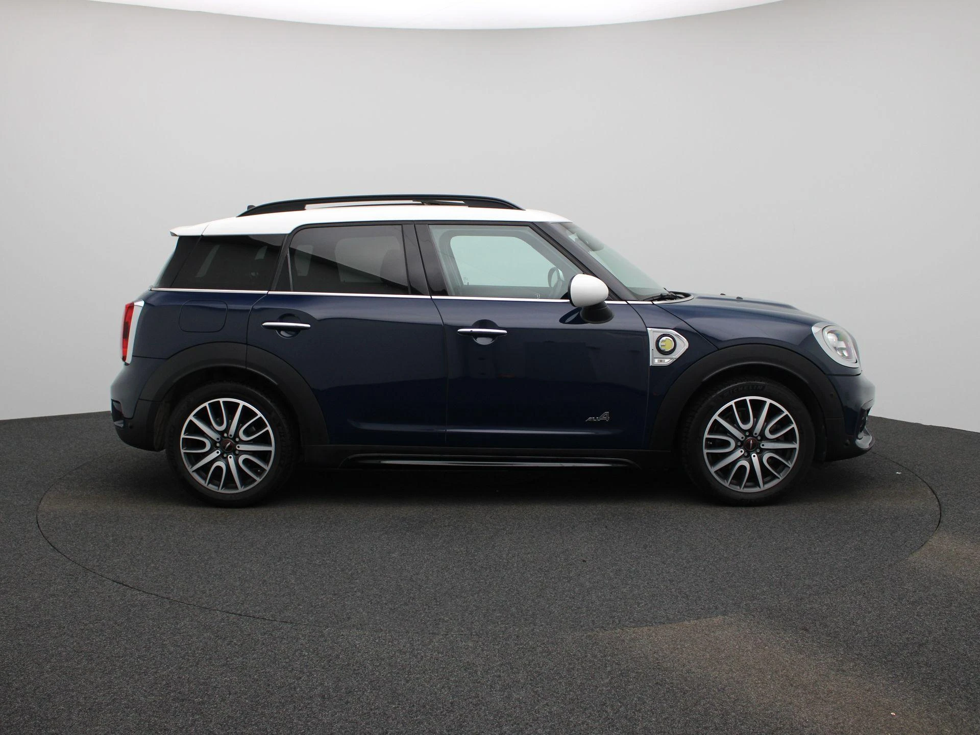 MINI-Countryman-image-5