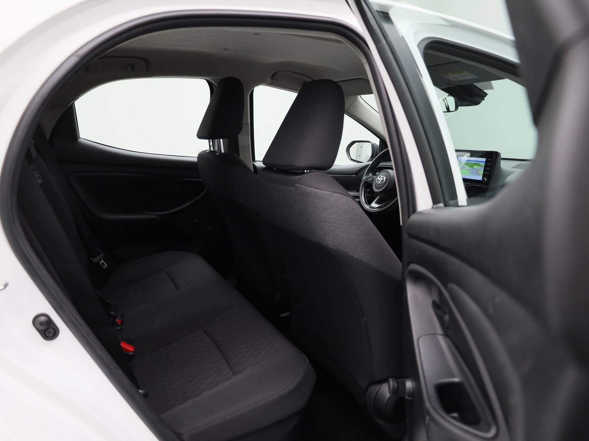 Toyota-Yaris-image-30