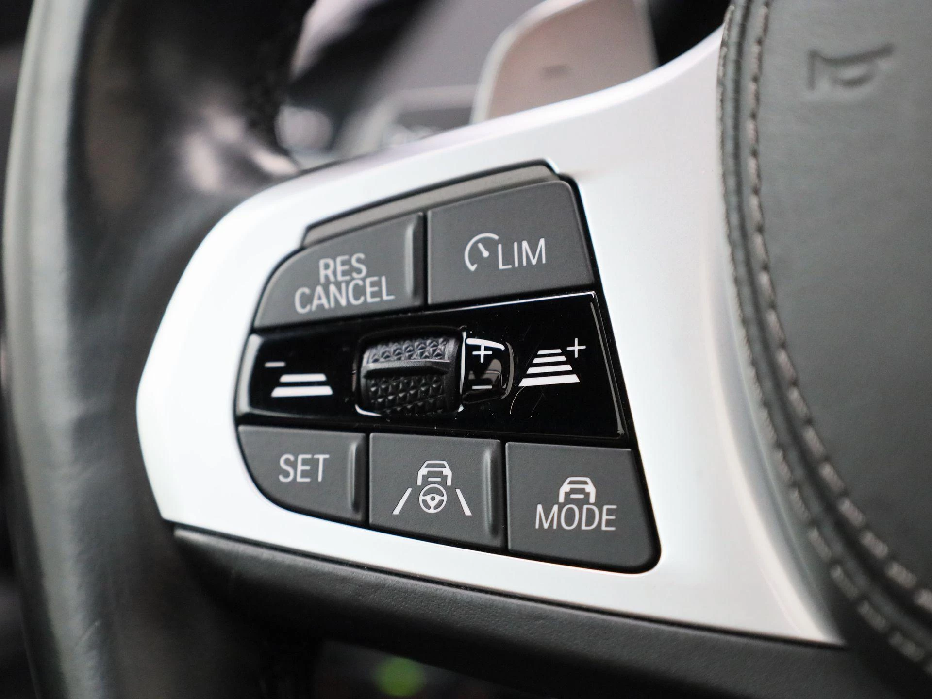 BMW X5 xDrive30d (195 kW)