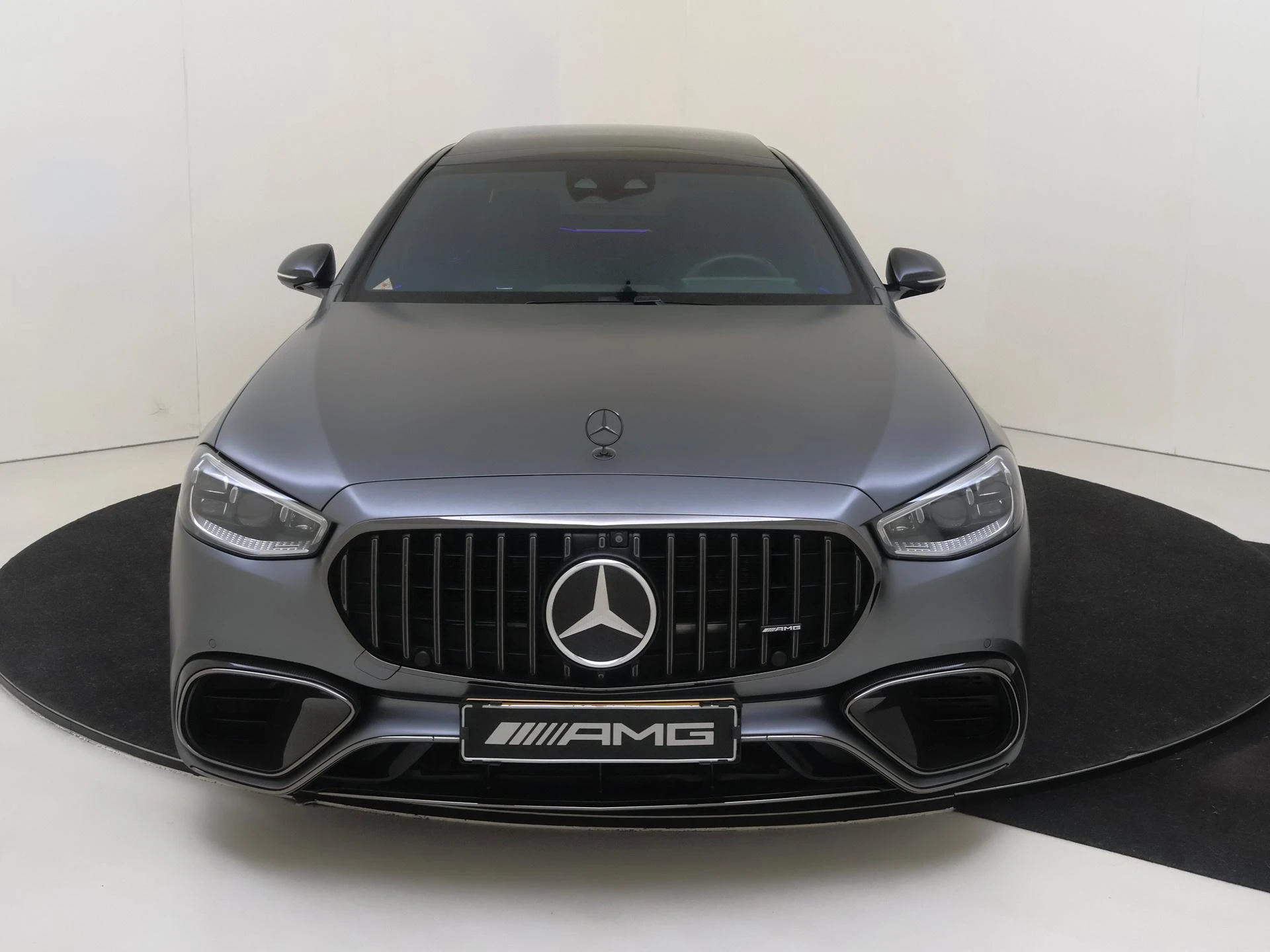 Mercedes-Benz-S-Klasse-image-6