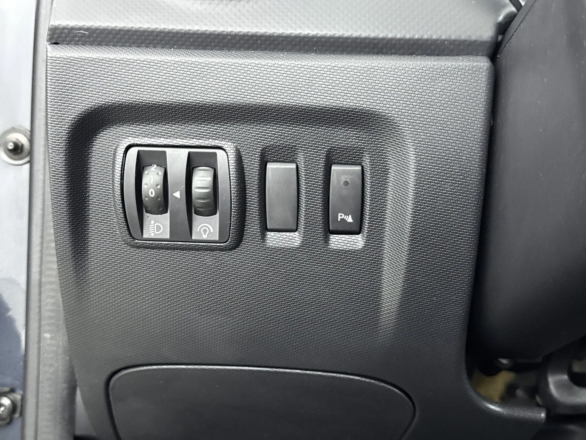 Renault-Captur-image-24