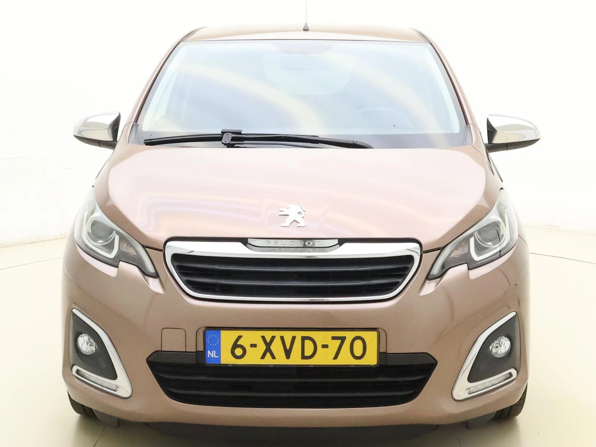 Peugeot 108 1.0 e-VTi Première