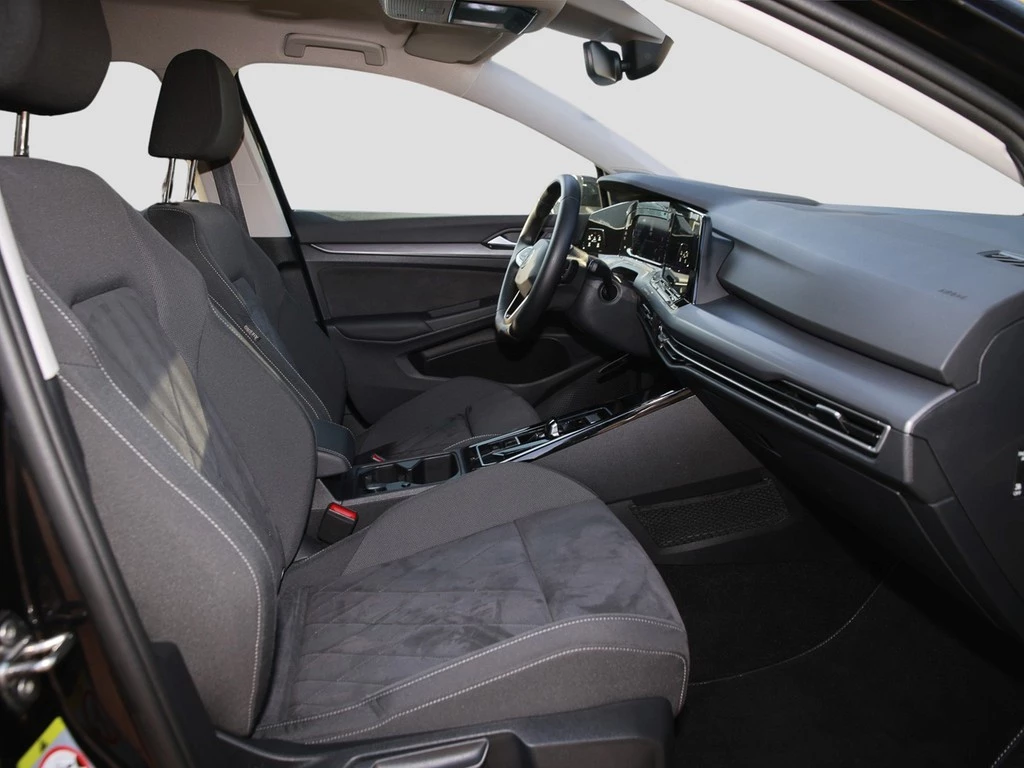 Volkswagen Golf Variant 1.5 eTSI DSG Style AHK/Navi/RFK