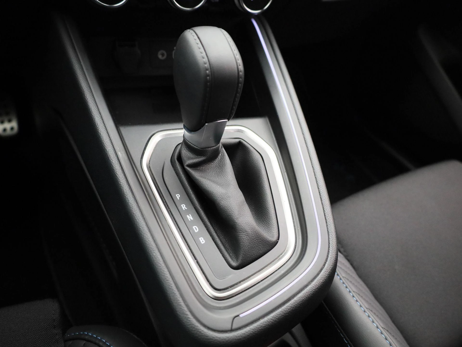 Renault-Clio-image-22