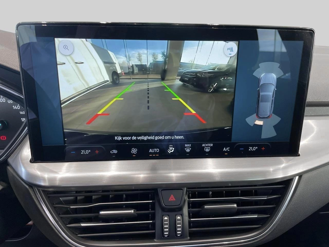 Ford Focus 1.0i EcoBoost MHEV 92kW Titanium