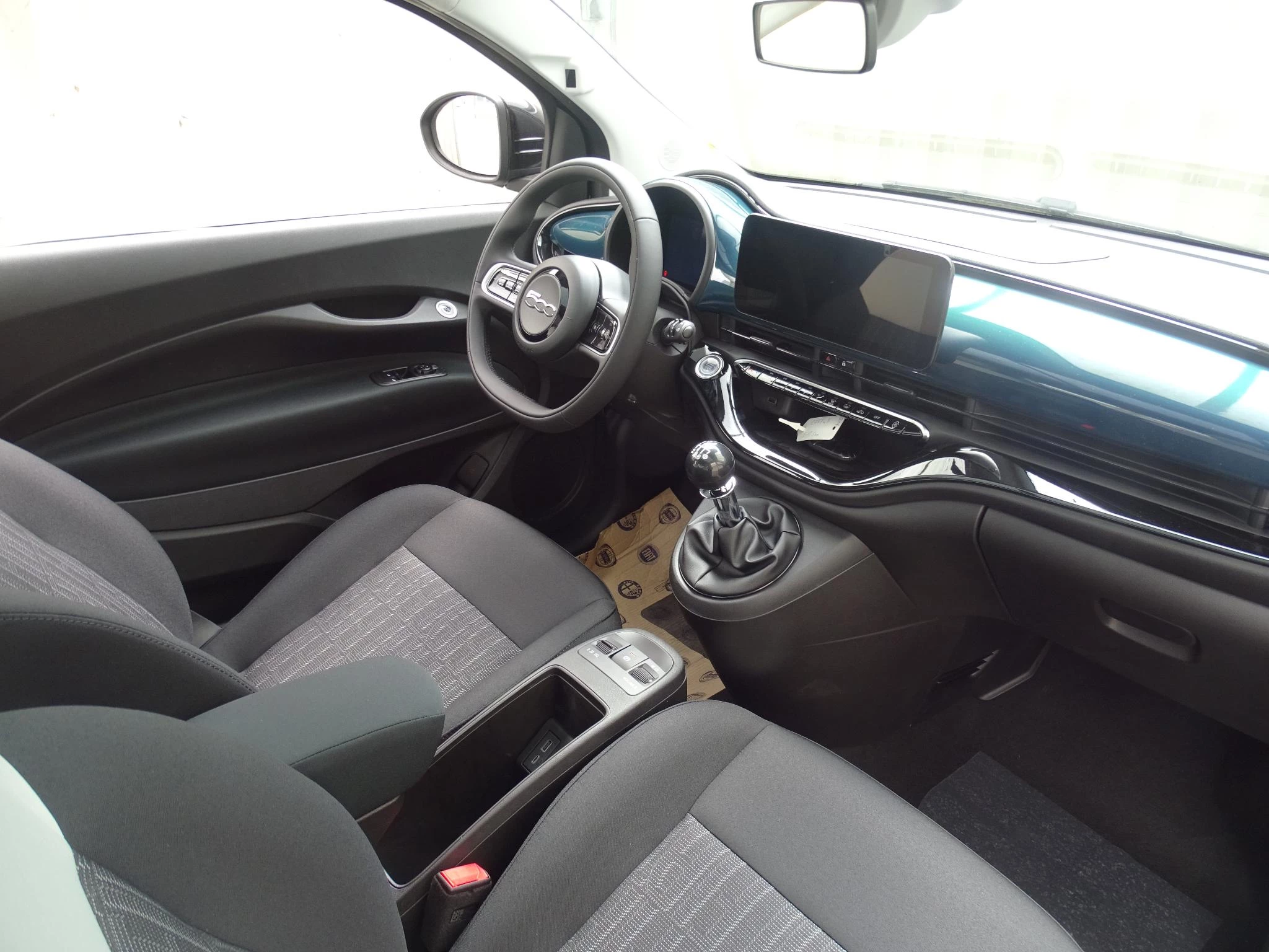 Fiat 500 1.0 Hybrid ICON +comfort pack+pano dak