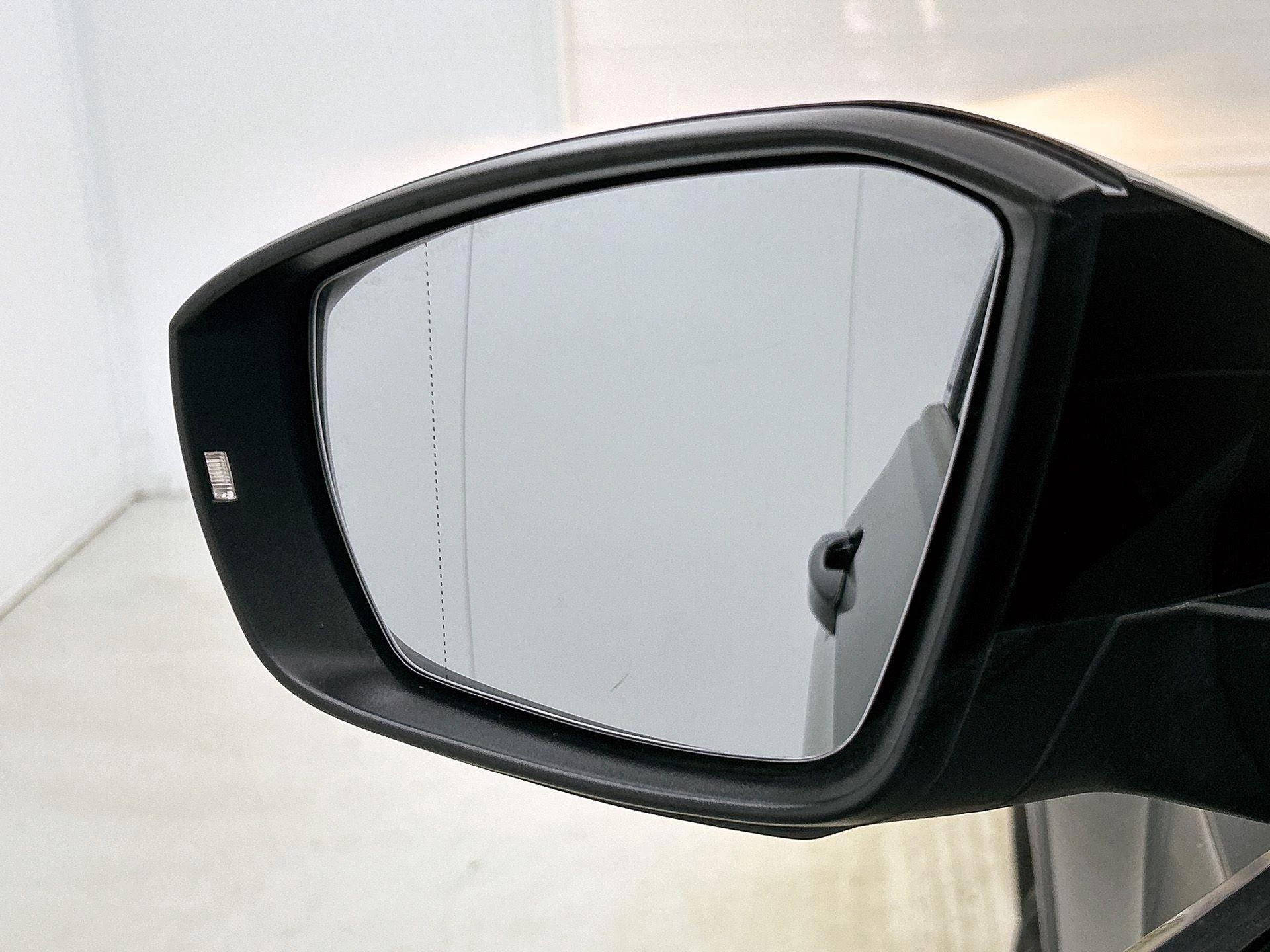 Volkswagen-T-Cross-image-28