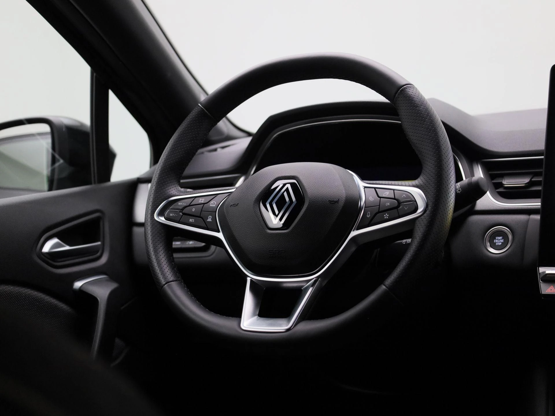 Renault-Captur-image-8