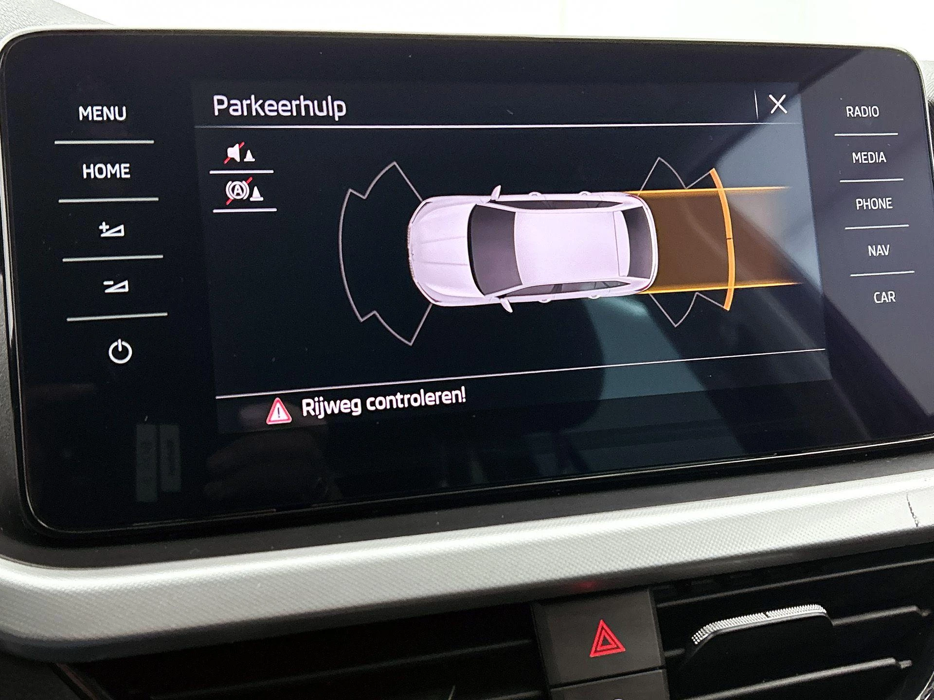 Škoda-Scala-image-18