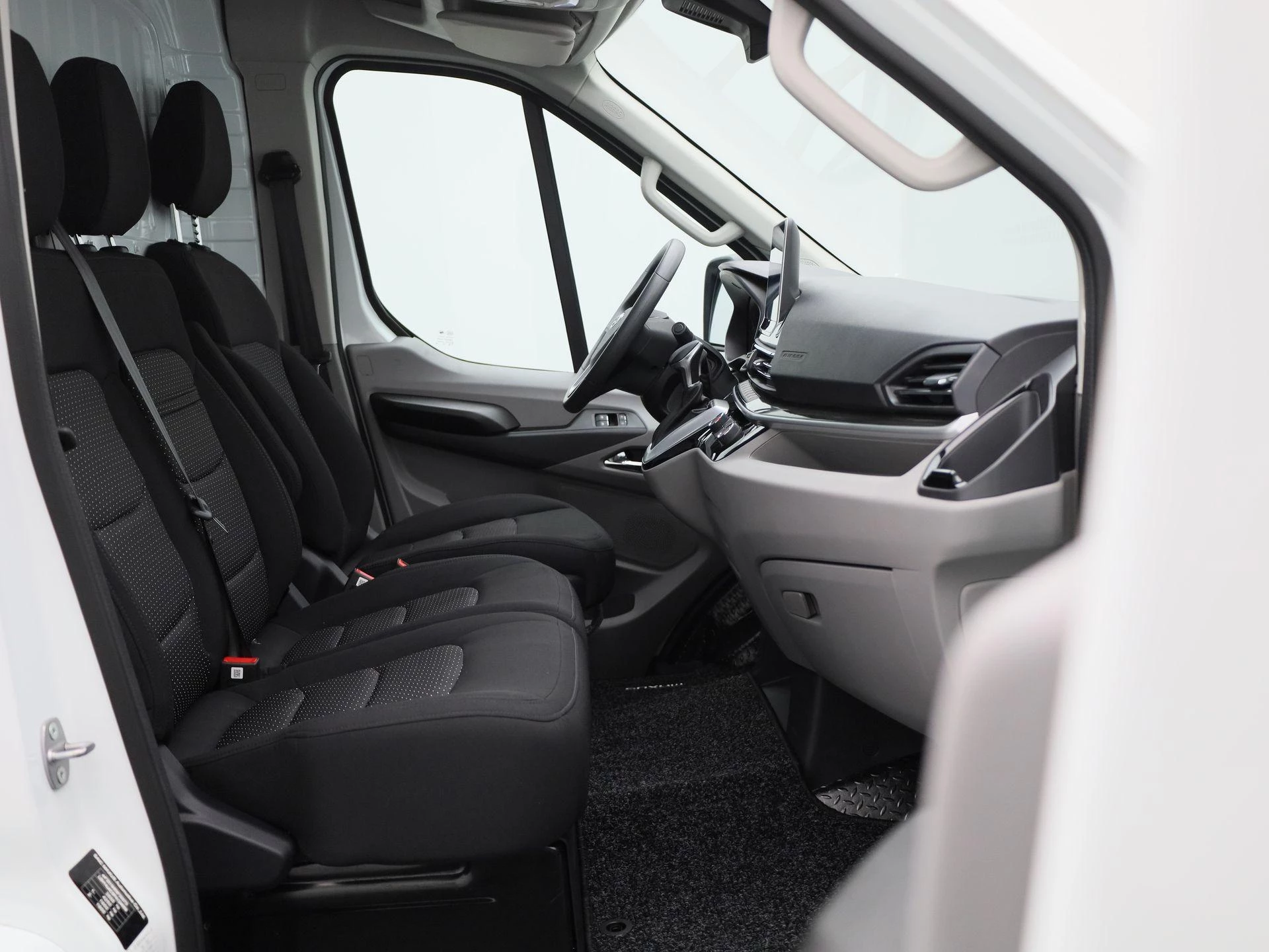 Maxus eDeliver9 L3H2 Business DEAL 89 kWh