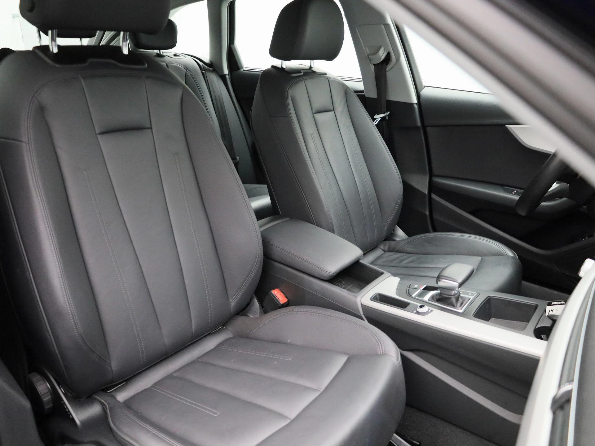 Audi-A4-image-44