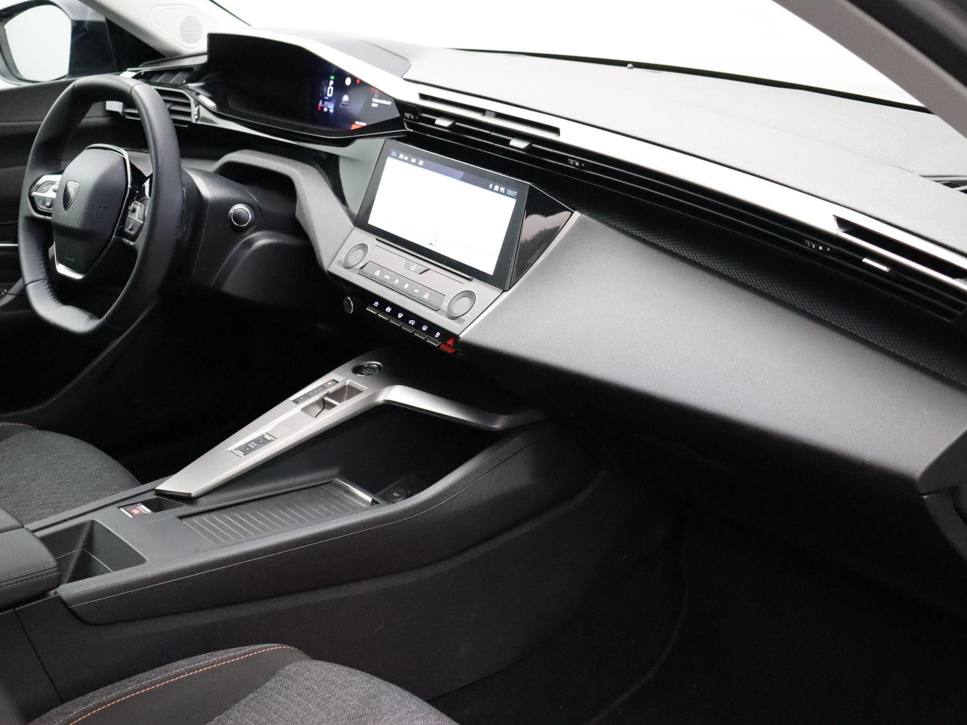 Peugeot-308-image-23