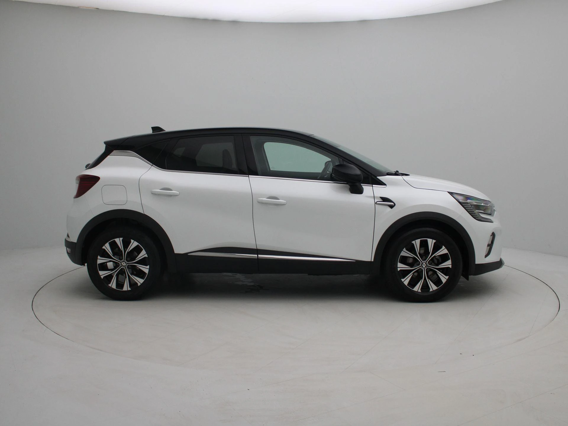 Renault-Captur-image-5
