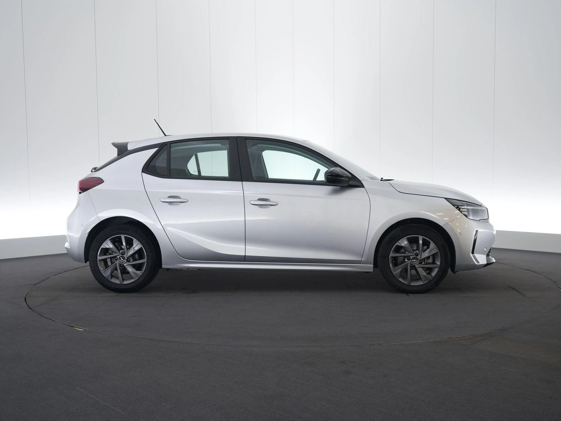Opel-Corsa-image-5