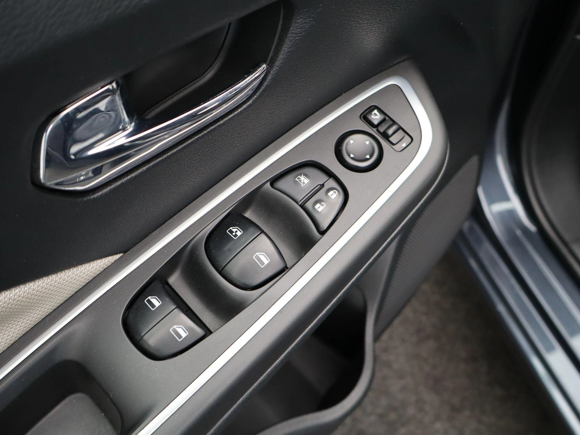 Nissan-Micra-image-31