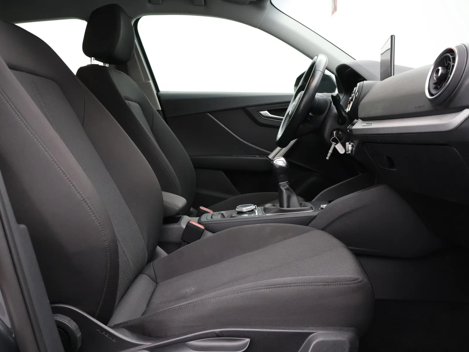 Audi Q2 Audi Q2 Attraction 30TFSI 110PK *TREKHAAK*VIRTUAL COCKPIT*NAVI*PDC ACHTER*CRUISE*...*