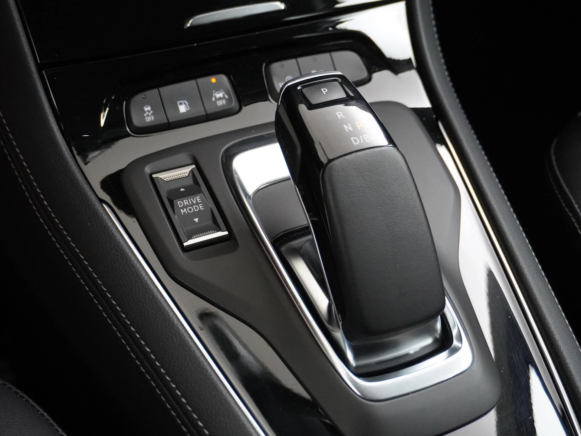 Opel-Grandland X-image-30