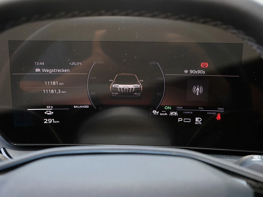 Audi Q6 e-tron quattro S line Matrix B&O ACC Kamea