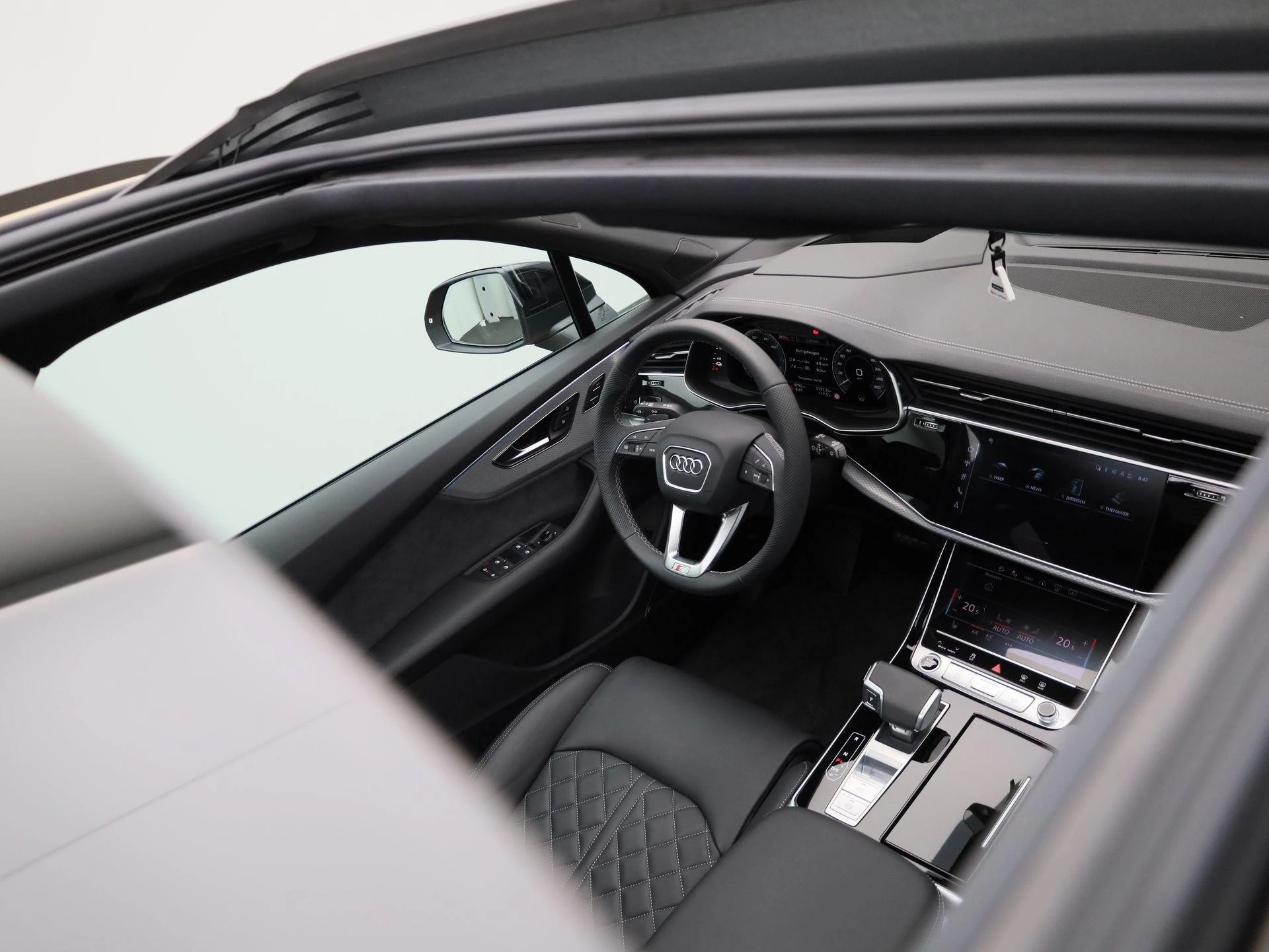 Audi-Q7-image-50