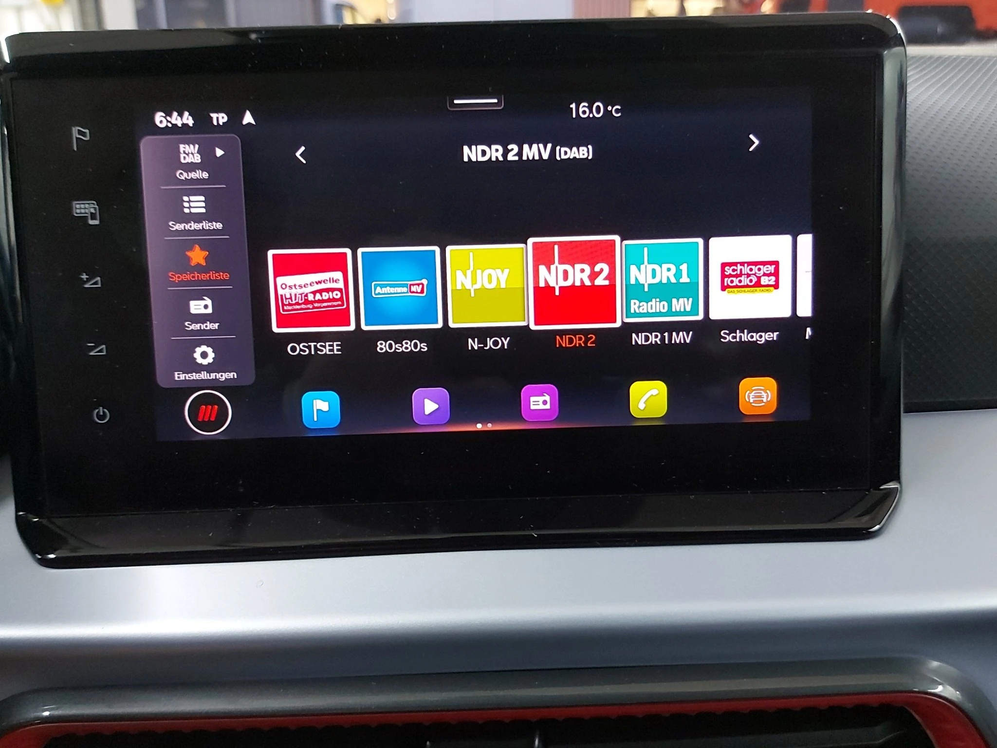 SEAT-Arona-image-24