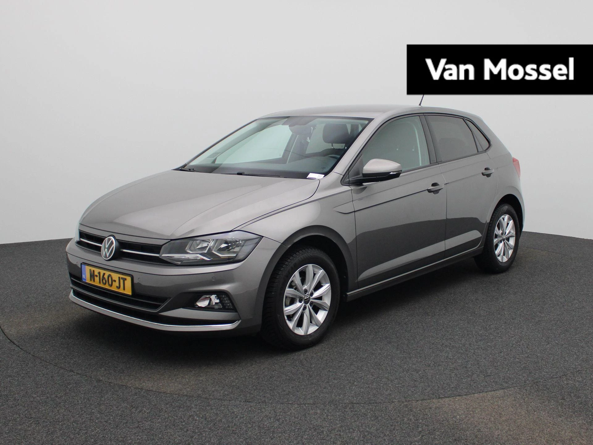 Volkswagen-Polo-image-0