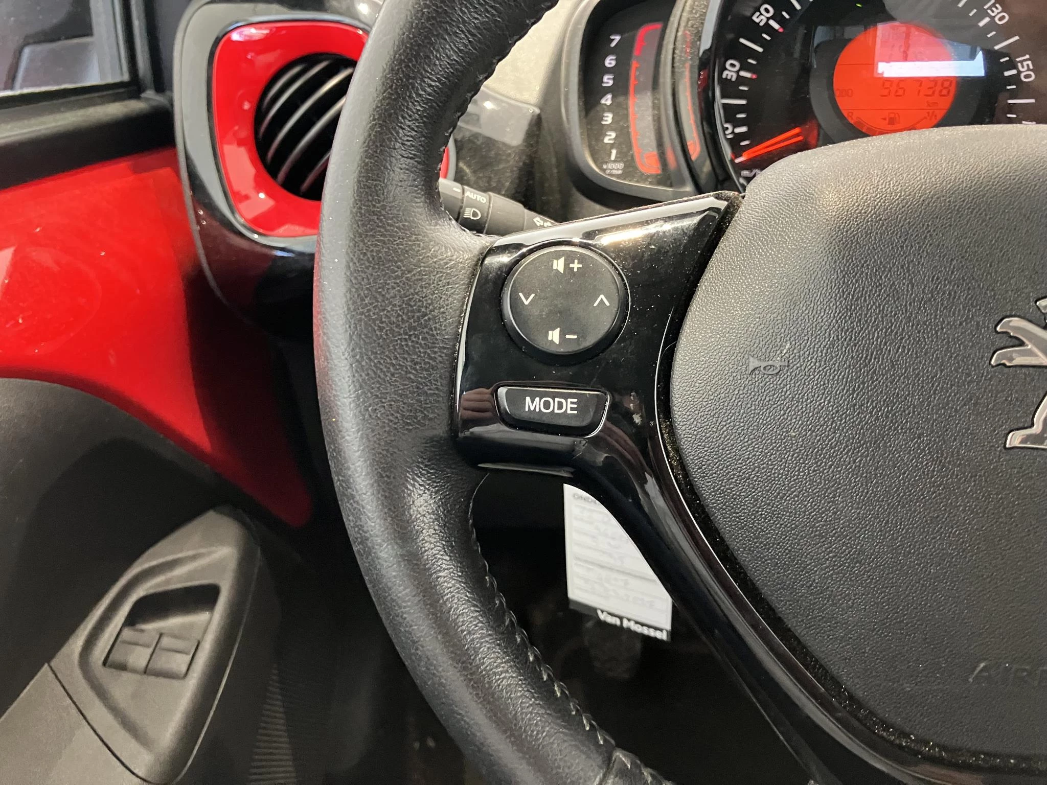 Peugeot-108-image-15