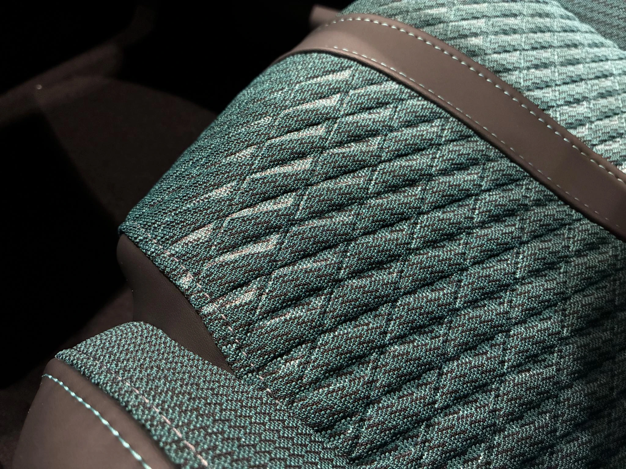 Peugeot-208-image-13