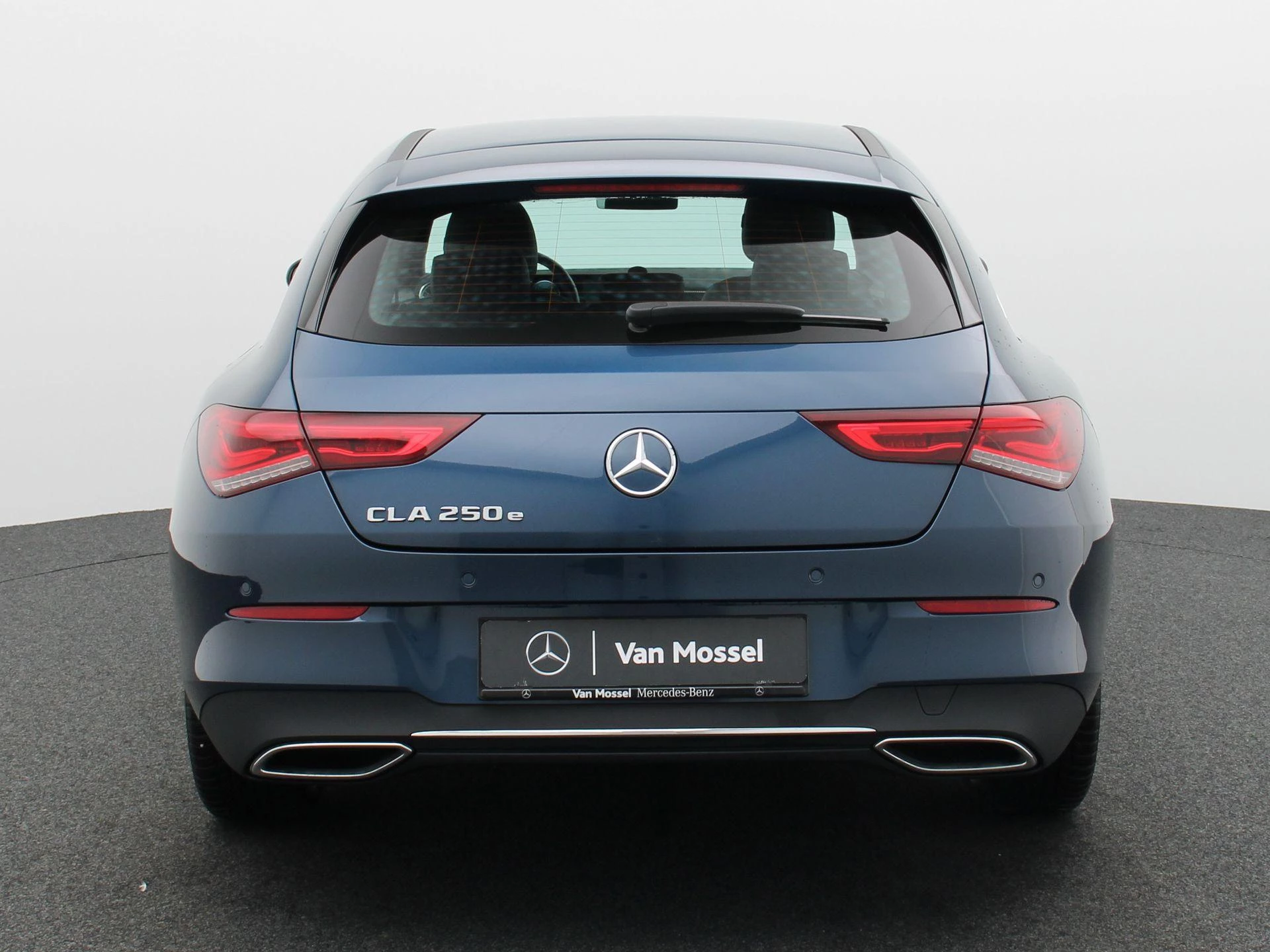 Mercedes-Benz CLA 250 e Shooting Brake + LEDER + LED + CAMERA +